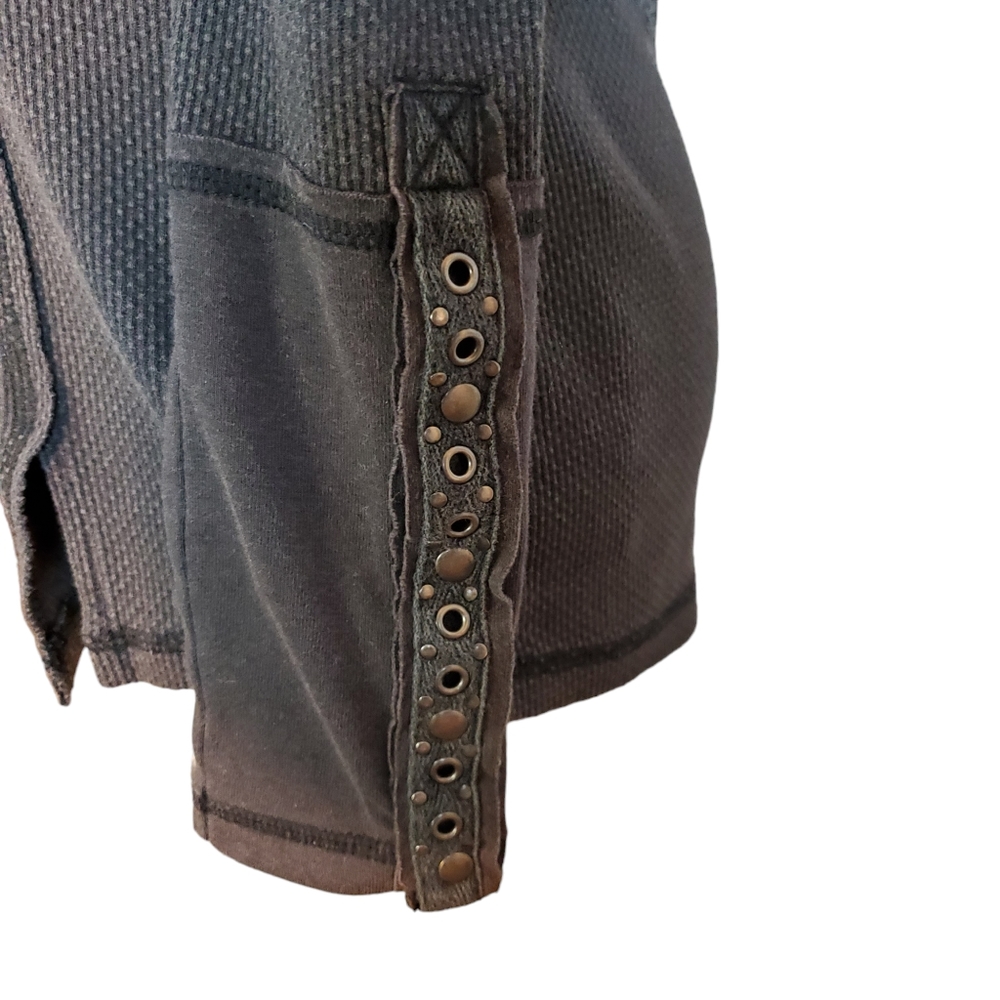 Harley Davidson Gray Thermal Top Metallic Beads Sleeve Embellishments Top Size M - Picture 5 of 8